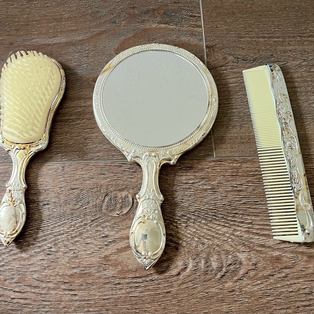 Vintage Silver-Plated Mirror Brush Comb Vanity Dresser 3-Piece Set - Picture 8 of 11